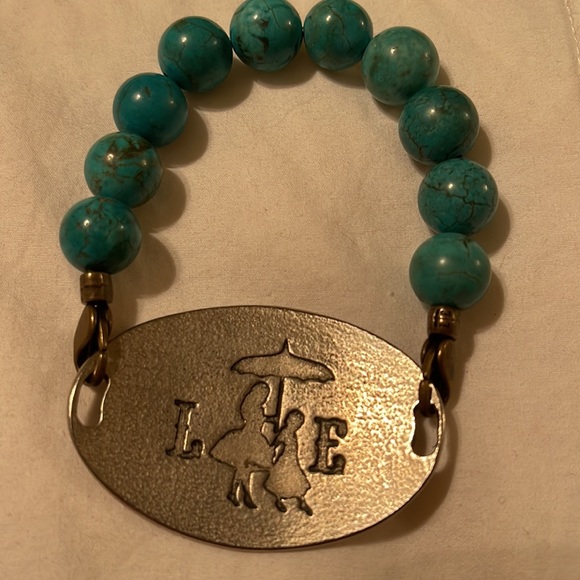 Gorgeous, one of a kind turquoise and silver bracelet - Picture 2 of 4